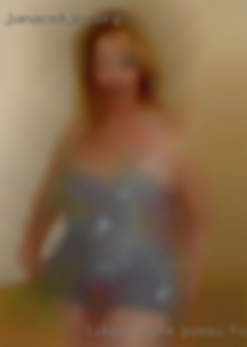 Liking wife pussu fucking and eatinpussy.