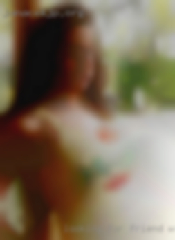 Looking for friend whom naked I can connect.